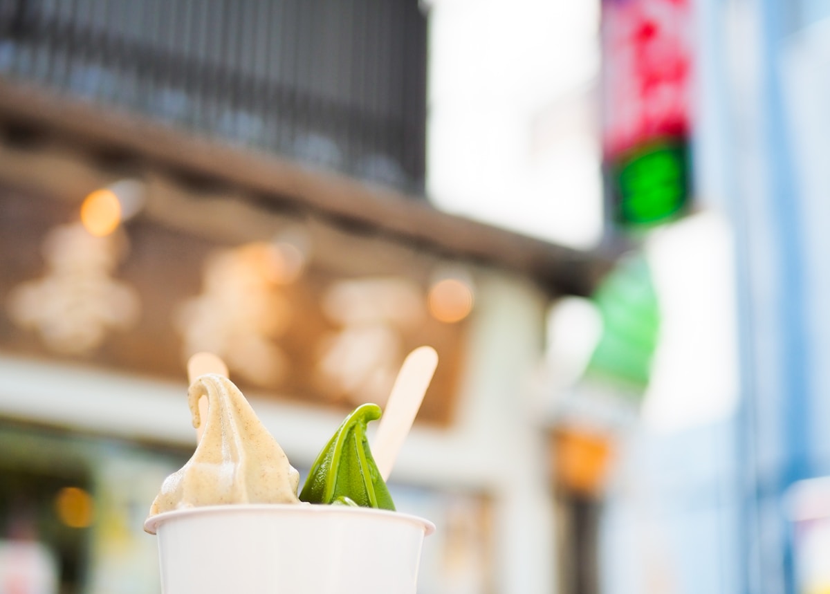 Waarom iedereen ineens hojicha drinkt in plaats van matcha